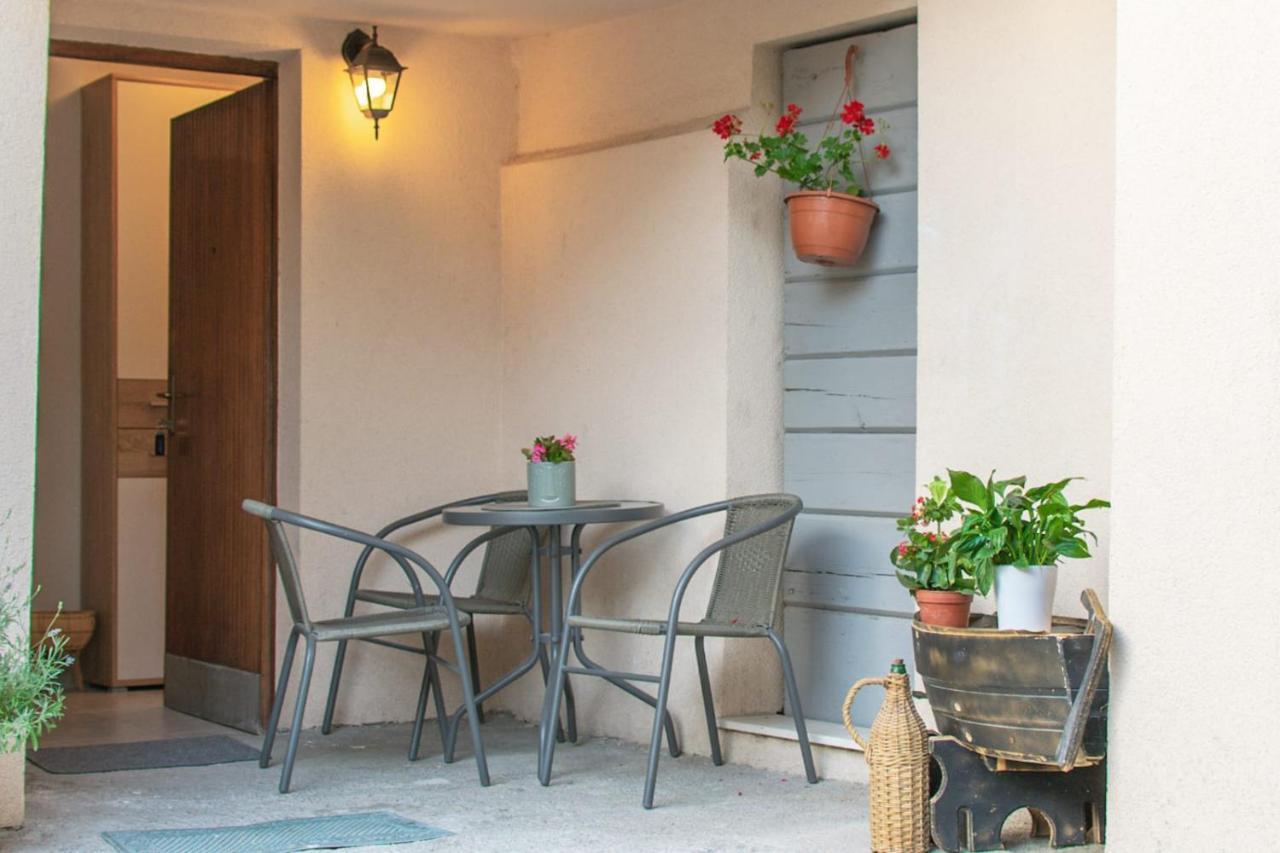 Apartman Karmen Kaštela Exterior foto